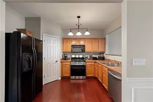 1964 Lakeshore Overlook Cir NW, Kennesaw, GA 30152 - Photo 7