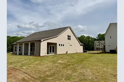 5504 Tullis Drive, Gainesville, GA 30507 - Photo 3