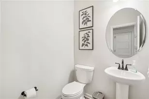 5504 Tullis Dr, Gainesville, GA 30507 - Photo 15