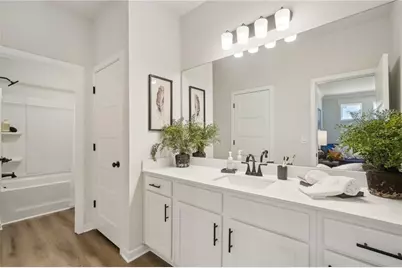 5504 Tullis Drive, Gainesville, GA 30507 - Photo 13