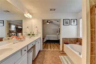 653 Prada Ct, Lawrenceville, GA 30043 - Photo 29