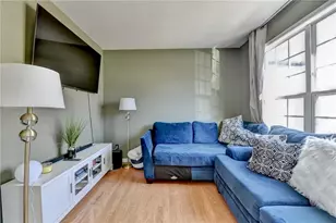 653 Prada Ct, Lawrenceville, GA 30043 - Photo 3