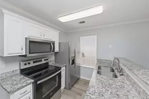 1626 Hallmark Hills Dr, Griffin, GA 30223 - Photo 5