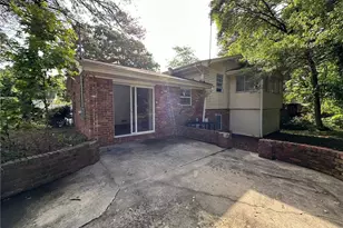 1247 Shoreham Dr, Atlanta, GA 30349 - Photo 9