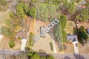 4758 Eagle Watch Dr, Flowery Branch, GA 30542 - Photo 5