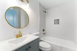 2103 Arlington Circle, Atlanta, GA 30318 - Photo 9