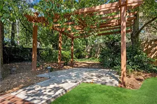 5950 Long Island Dr NW, Atlanta, GA 30328 - Photo 83