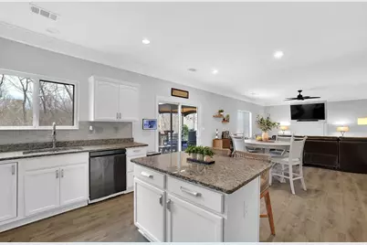 1760 Shire Village Drive, Sugar Hill, GA 30518 - Photo 11