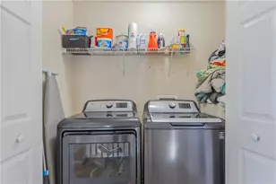 7766 Carnegie Dr, Fairburn, GA 30213 - Photo 13