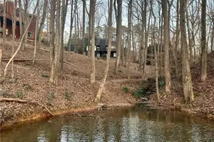 6061 Blackberry Ln, Buford, GA 30518 - Photo 3