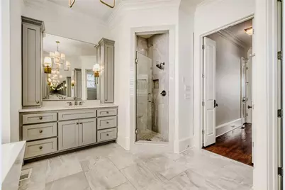 8 W Wieuca Road NE, Atlanta, GA 30342 - Photo 17