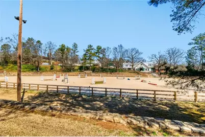 8 W Wieuca Road NE, Atlanta, GA 30342 - Photo 33