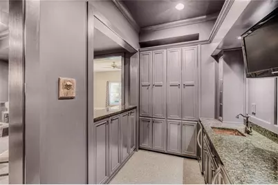 8 W Wieuca Road NE, Atlanta, GA 30342 - Photo 25