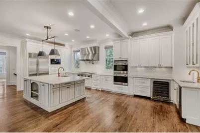 8 W Wieuca Road NE, Atlanta, GA 30342 - Photo 9