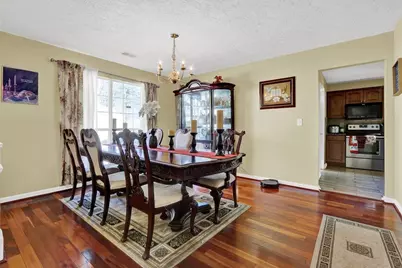 1018 Carriage Trace Circle, Stone Mountain, GA 30087 - Photo 5