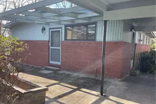 2506 Wawona Dr NE, Brookhaven, GA 30319 - Photo 1