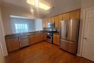 13271 Marrywood Dr, Alpharetta, GA 30004 - Photo 9