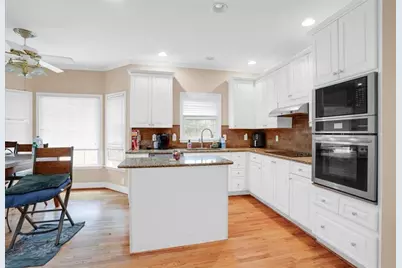 215 Pebblecreek Place SW, South Fulton, GA 30331 - Photo 15