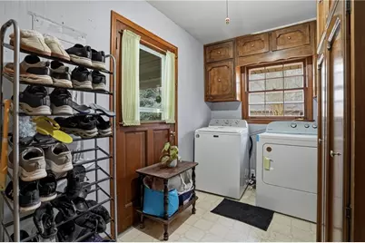 552 Ben Court SW, Lilburn, GA 30047 - Photo 17