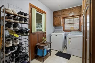 552 Ben Ct SW, Lilburn, GA 30047 - Photo 17