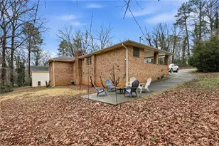 552 Ben Ct SW, Lilburn, GA 30047 - Photo 21