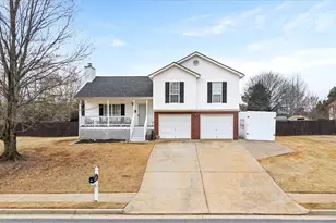 171 Bellingrath Dr, Winder, GA 30680 - Photo 1