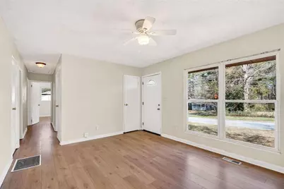 8399 Attleboro Drive, Jonesboro, GA 30238 - Photo 5