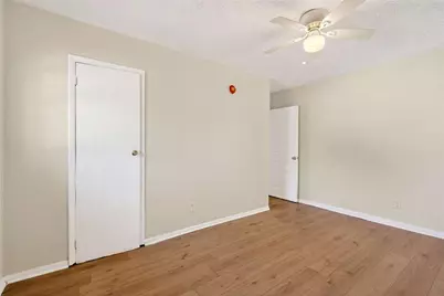 8399 Attleboro Drive, Jonesboro, GA 30238 - Photo 9