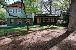 2538 3 Bars Dr, Grayson, GA 30017 - Photo 3