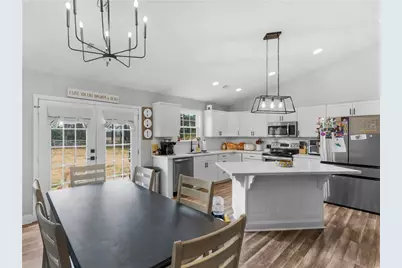 215 Almon Avenue, Tallapoosa, GA 30176 - Photo 9