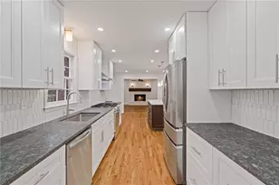 2667 Smoketree Way NE, Atlanta, GA 30345 - Photo 13