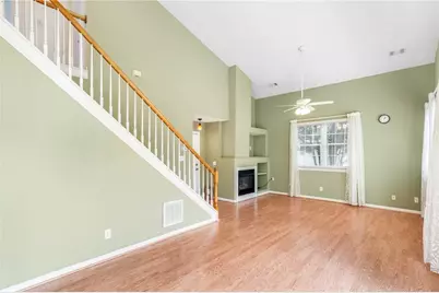 562 Windcroft Circle NW, Acworth, GA 30101 - Photo 9