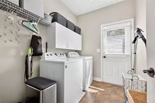 1369 Megan Danielle Dr SW, Lilburn, GA 30047 - Photo 19