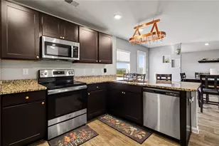 411 Toronto Cir, Hampton, GA 30228 - Photo 7