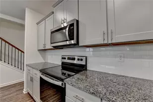 1049 Collections Dr, Lawrenceville, GA 30043 - Photo 11