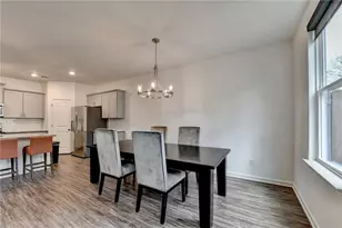 1049 Collections Dr, Lawrenceville, GA 30043 - Photo 17