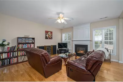 129 Regent Place, Woodstock, GA 30188 - Photo 17