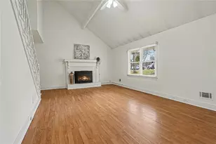 3855 Laurel Falls Dr, Snellville, GA 30039 - Photo 7