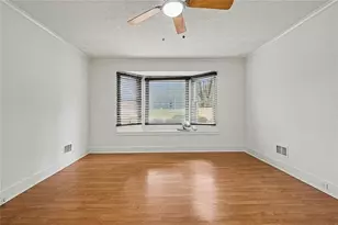 3855 Laurel Falls Dr, Snellville, GA 30039 - Photo 11