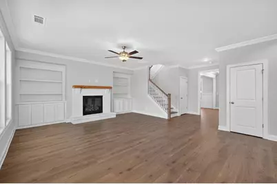 5662 Evelyn Lane, Flowery Branch, GA 30542 - Photo 9