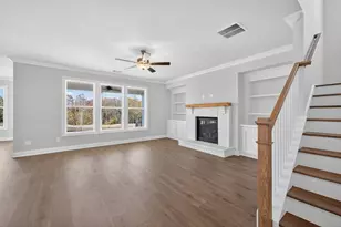 5662 Evelyn Ln, Flowery Branch, GA 30542 - Photo 7