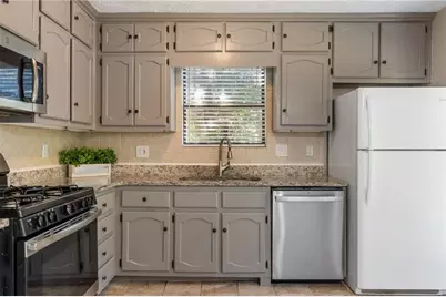 4709 Trickum Road NE, Marietta, GA 30066 - Photo 7