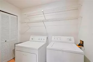 1750 Clairmont Rd, Decatur, GA 30033 - Photo 17