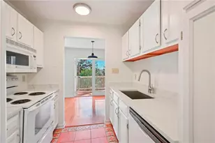 1750 Clairmont Rd, Decatur, GA 30033 - Photo 7