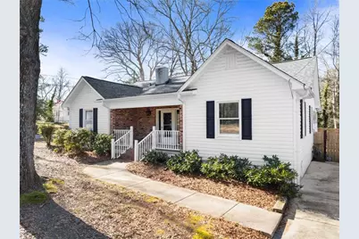 59 W Wright Street, Winder, GA 30680 - Photo 3