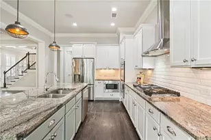 2705 Tallulah Dr NE, Atlanta, GA 30319 - Photo 7