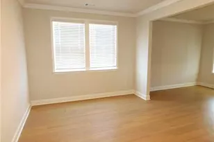 930 Elderberry Ct, Lawrenceville, GA 30019 - Photo 3