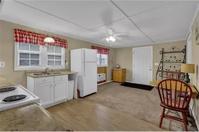 5852 Overby Road, Flowery Branch, GA 30542 - Photo 9