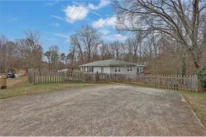 5852 Overby Road, Flowery Branch, GA 30542 - Photo 35