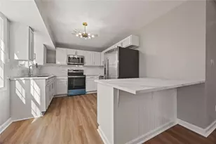 4051 7 Hills Ct, Stone Mountain, GA 30083 - Photo 9